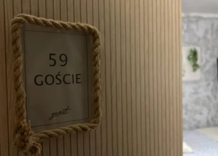 منزل للإقامة For *